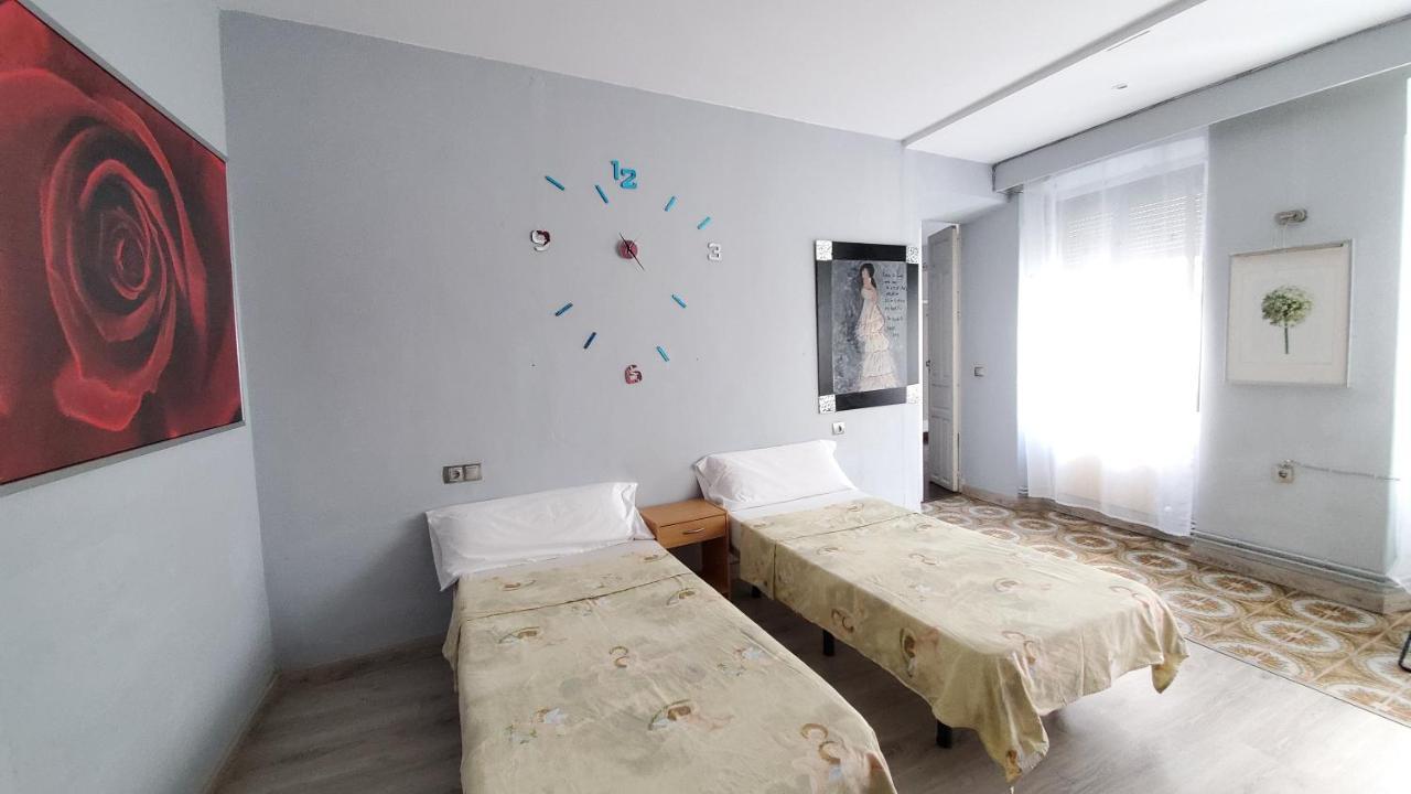 Hostal Martes Caceres Plaza Mayor - Tercer Piso Sin Ascensor ภายนอก รูปภาพ