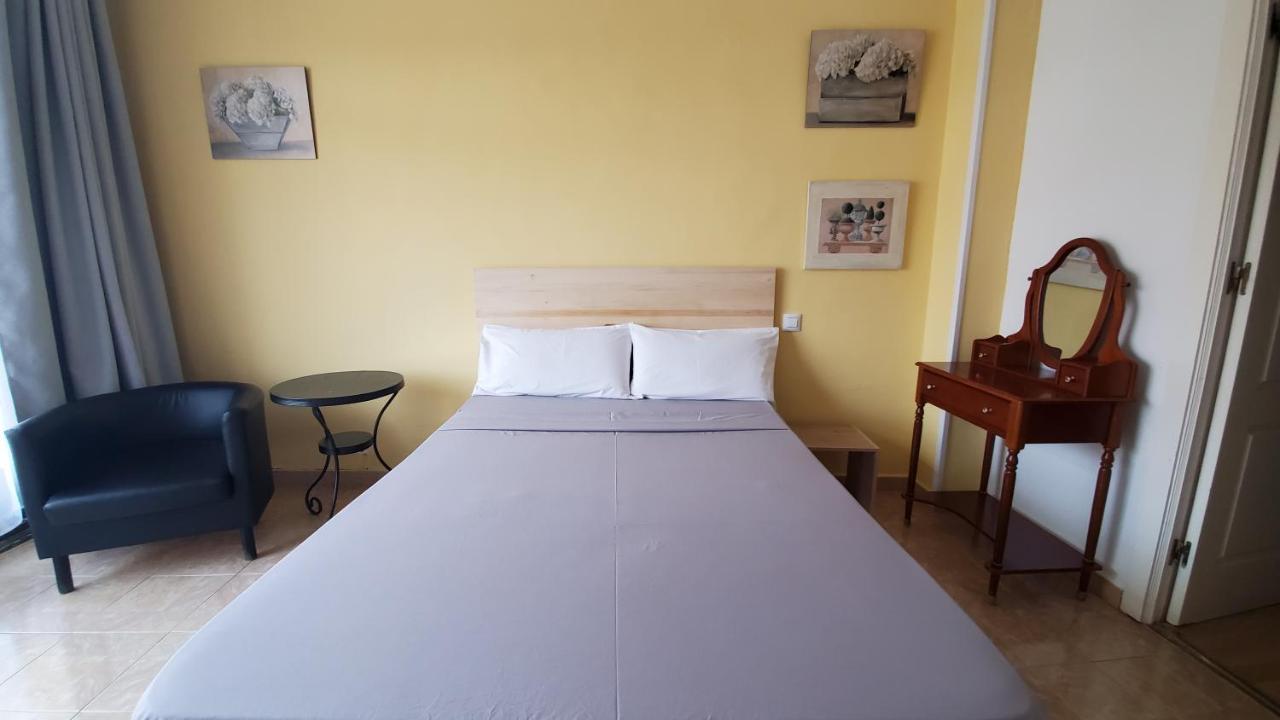 Hostal Martes Caceres Plaza Mayor - Tercer Piso Sin Ascensor ภายนอก รูปภาพ